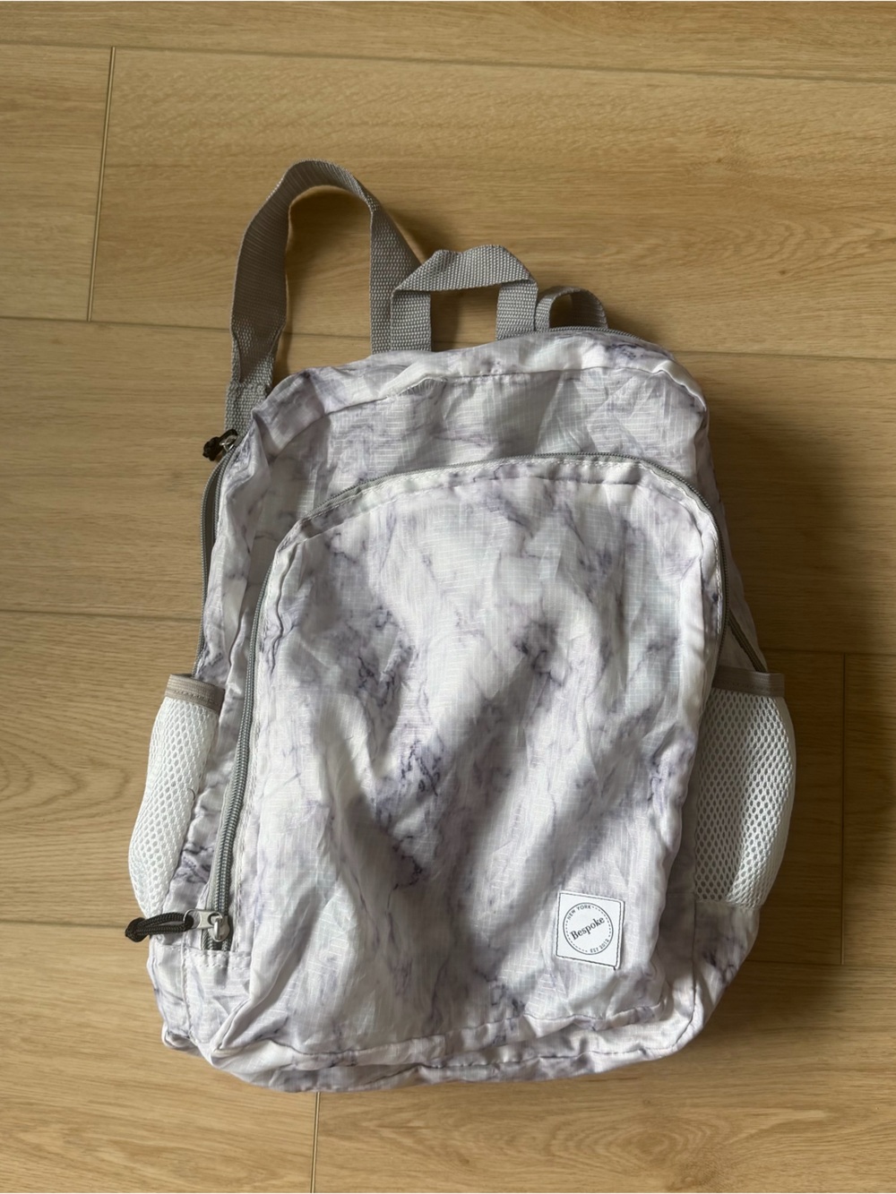 Bespoke Lightweight Collapsible Marble-Effect Backpack in White and Gray
